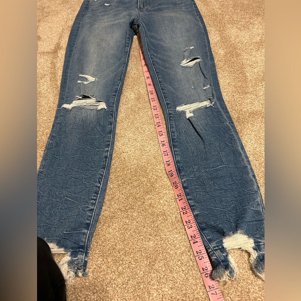A&F Simone High Rise Ankle Jeans - Picture 5 of 5